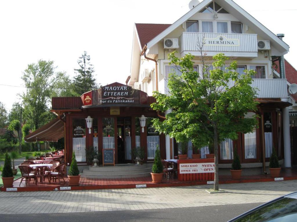 Hermina Panzio Siofok Exterior photo