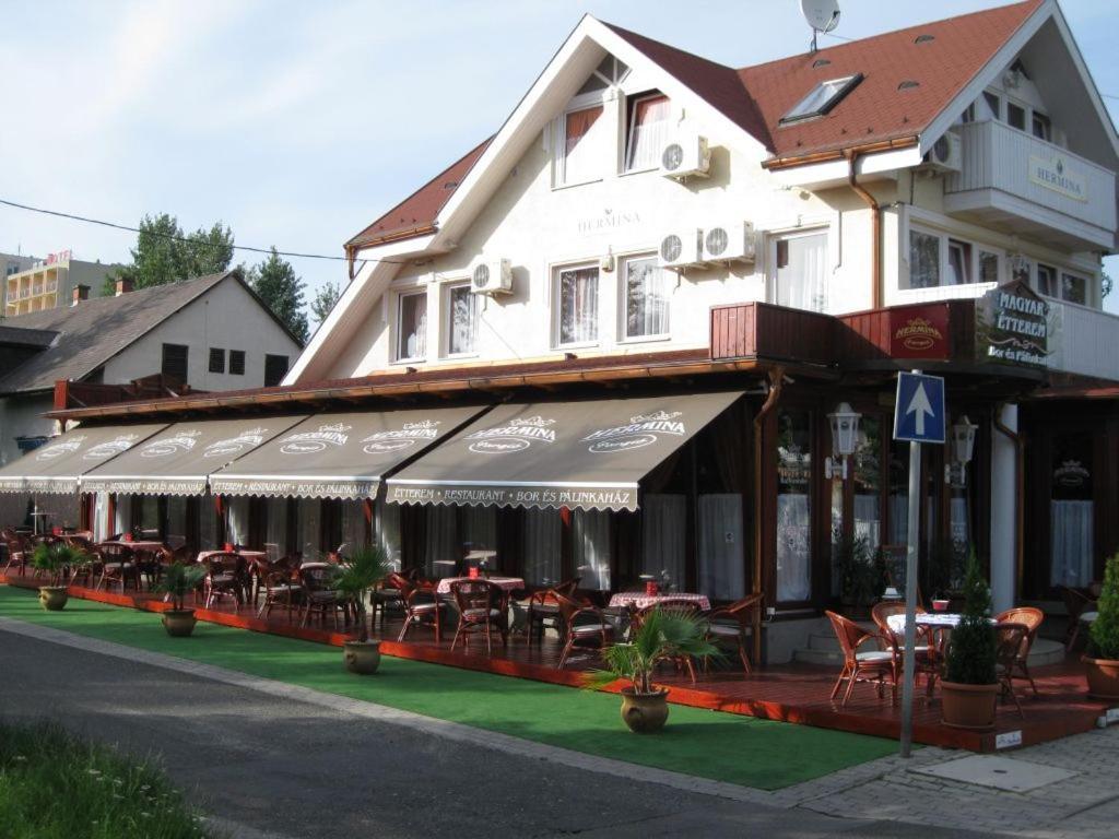 Hermina Panzio Siofok Exterior photo